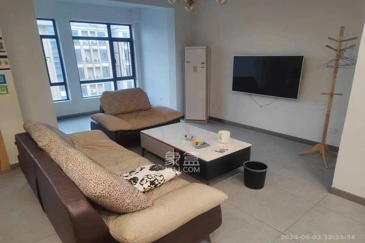 湘域城邦(湘域国际中心) 2室1厅1卫 3000.0元/月 湘域城邦(湘域国际中心) 2室1厅1卫 3000.0元/月室内图