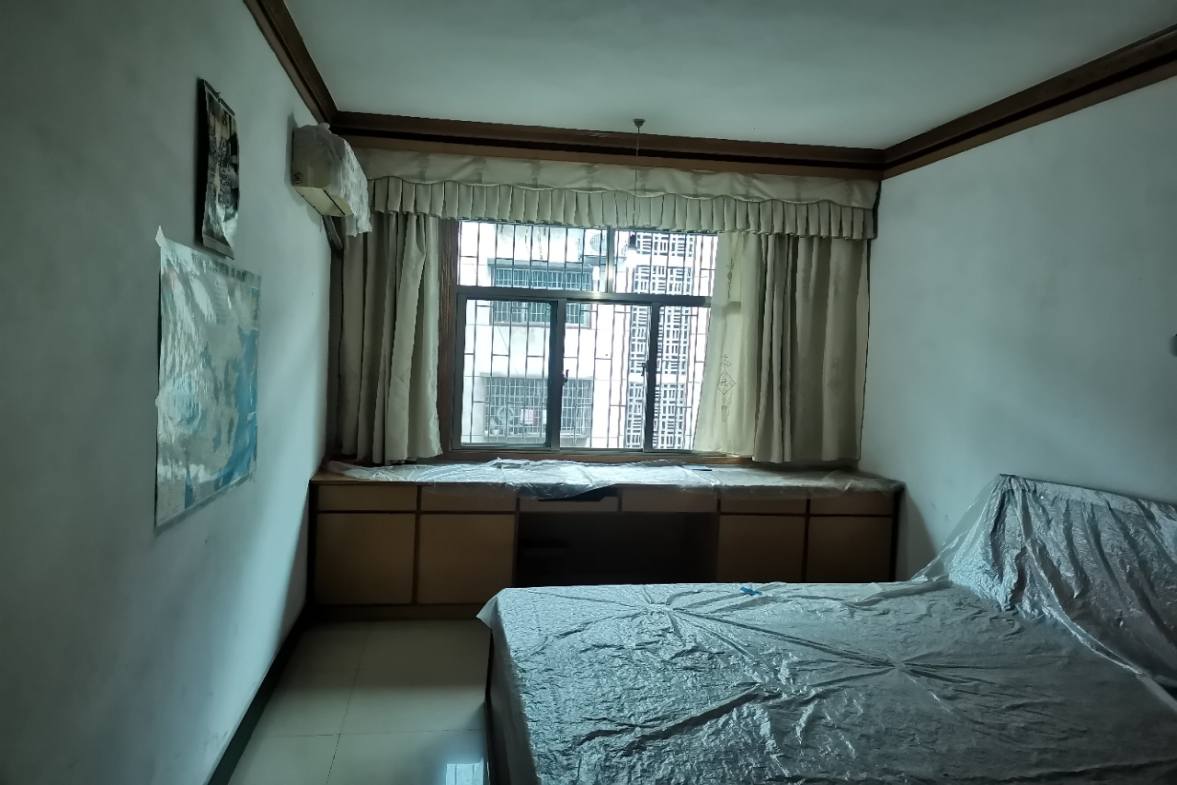 长青居民生活小区 3室2厅1卫 35.8万 长青居民生活小区 3室2厅1卫 35.8万客厅