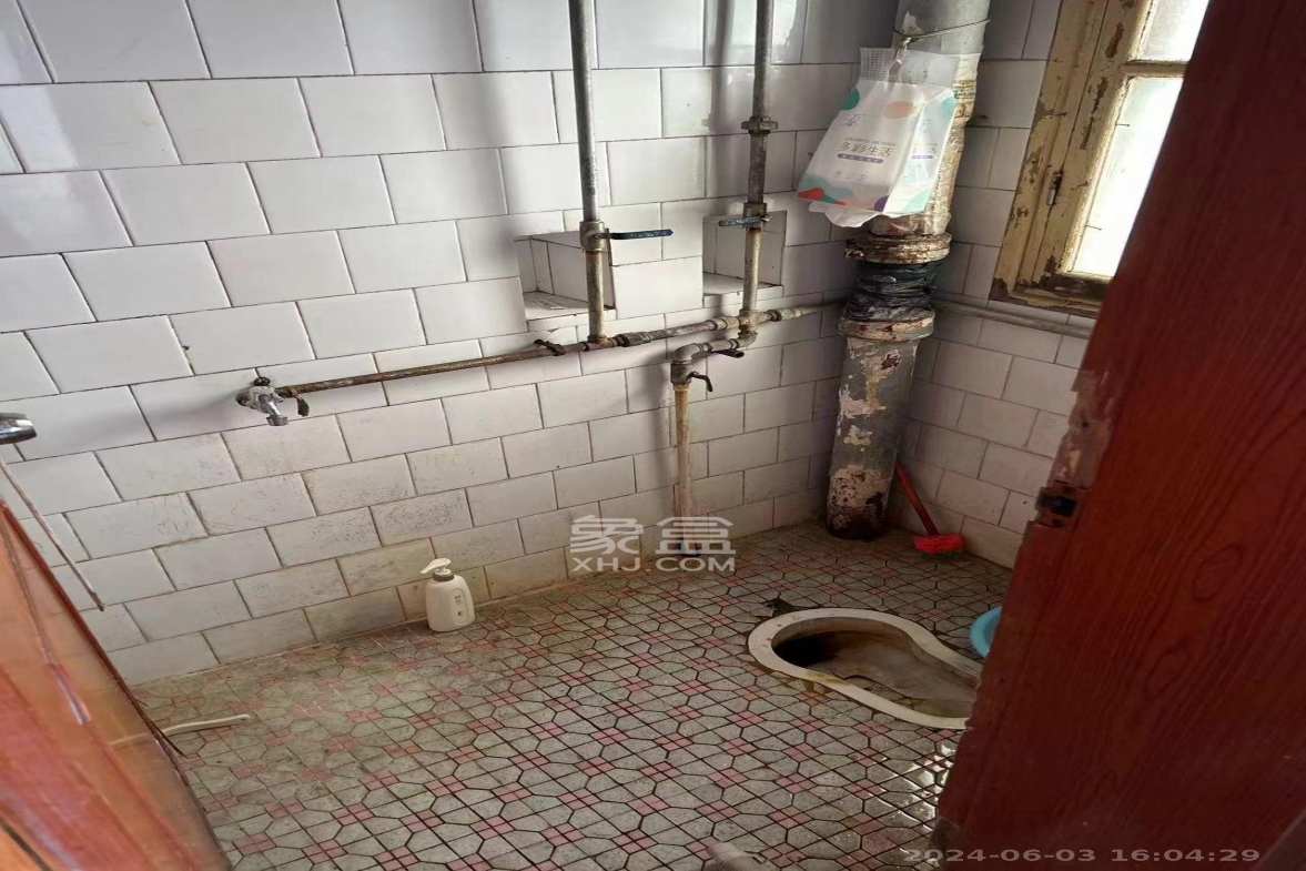 汽制宿舍  2室2厅1卫    1200.0元/月室内图