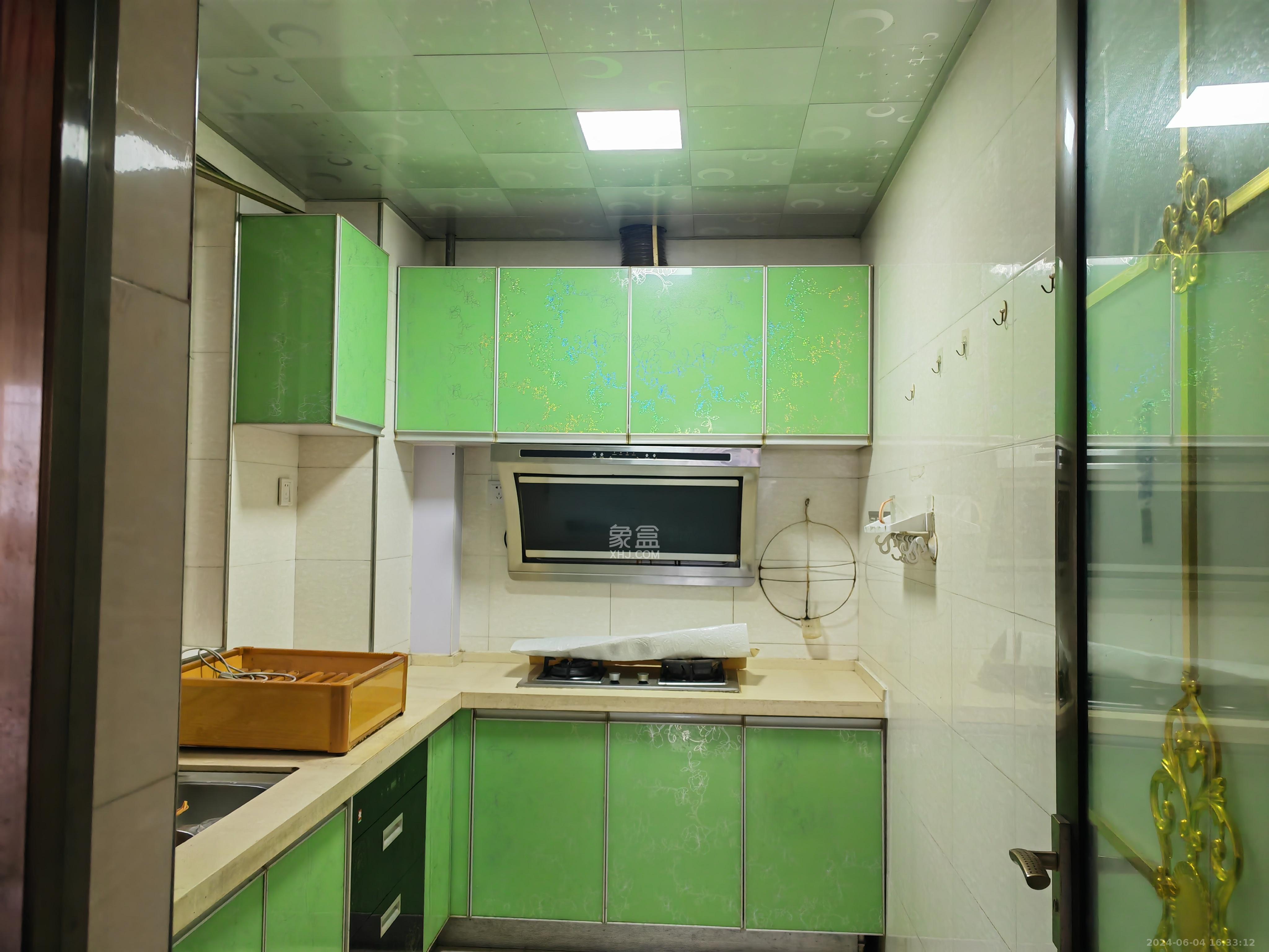 鑫天山城明珠  2室2厅1卫    1200.0元/月