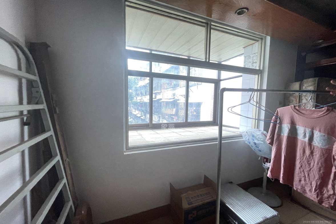 省建苑小区  3室1厅1卫   1800.00元/月室内图