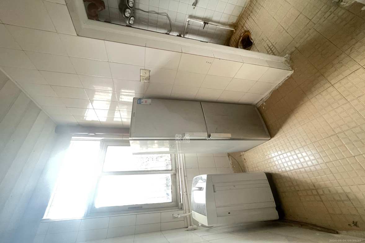 省建苑小区  3室1厅1卫   1800.00元/月室内图