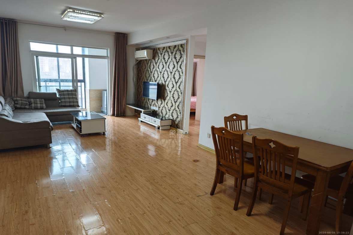 湘府十城（汇财御景湾新寓,汇财国际）  2室2厅1卫    1900.0元/月室内图