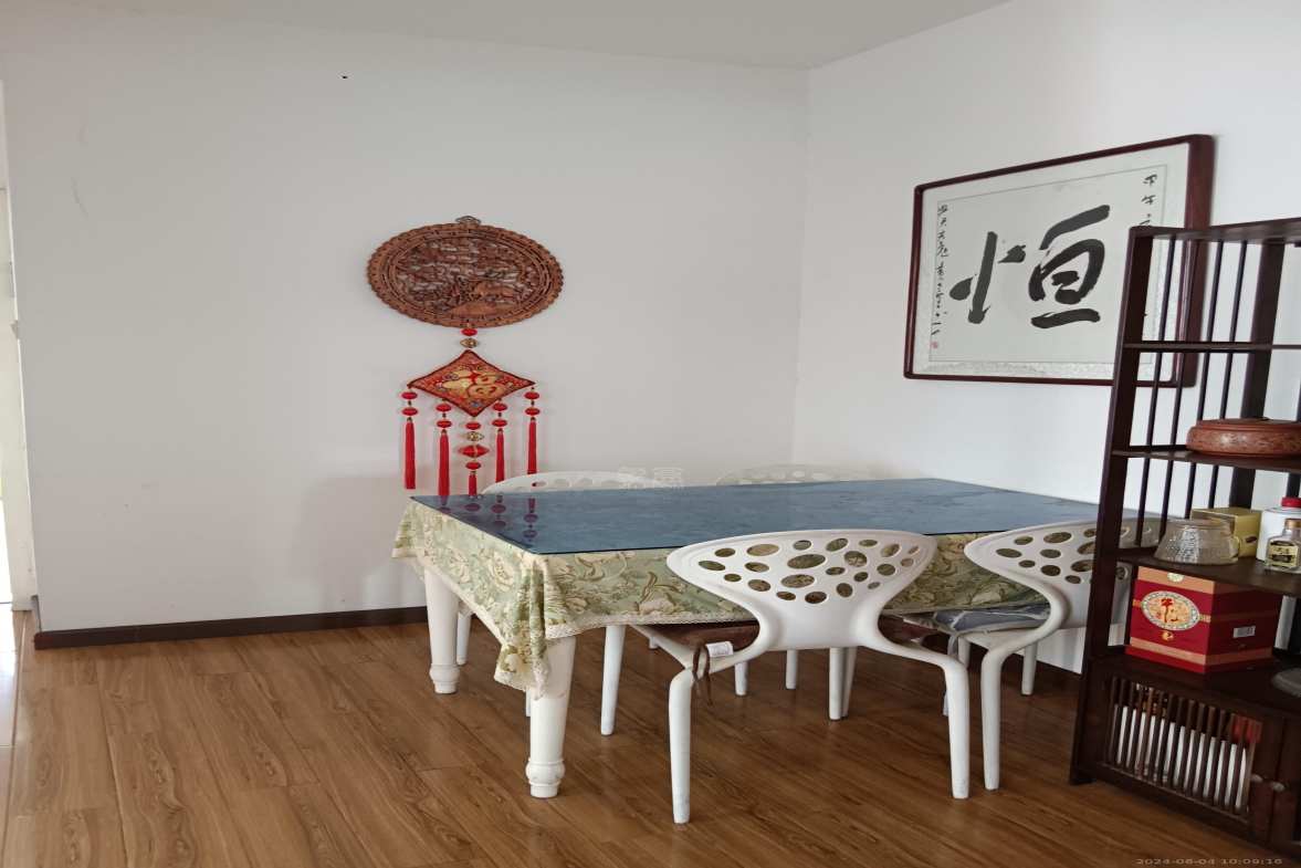 文化园三期 2室1厅1卫 1500.0元/月 文化园三期 2室1厅1卫 1500.0元/月室内图