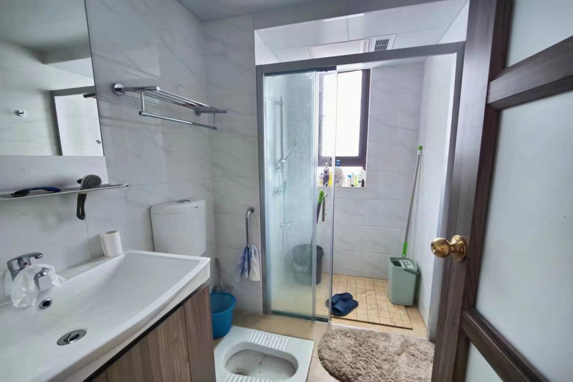 碧桂园豪园  4室2厅2卫    2600.0元/月室内图