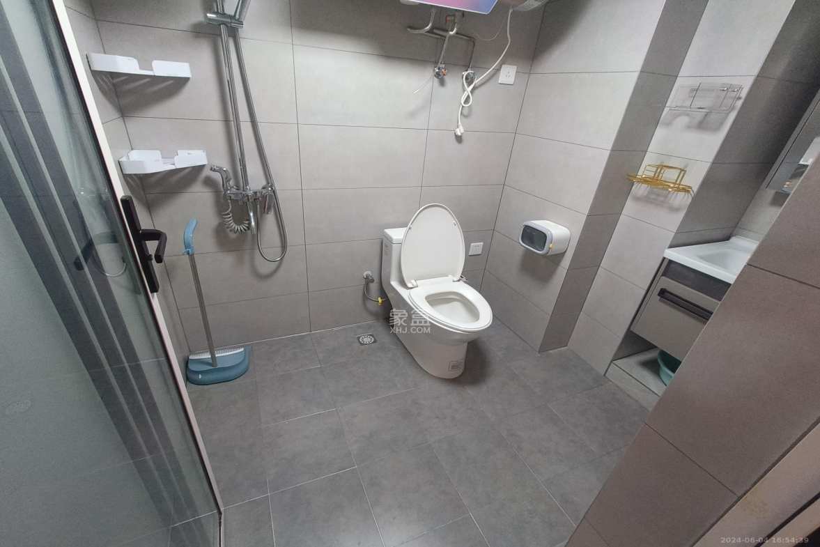 润和国际广场 2室1厅1卫 2500.0元/月 润和国际广场 2室1厅1卫 2500.0元/月室内图