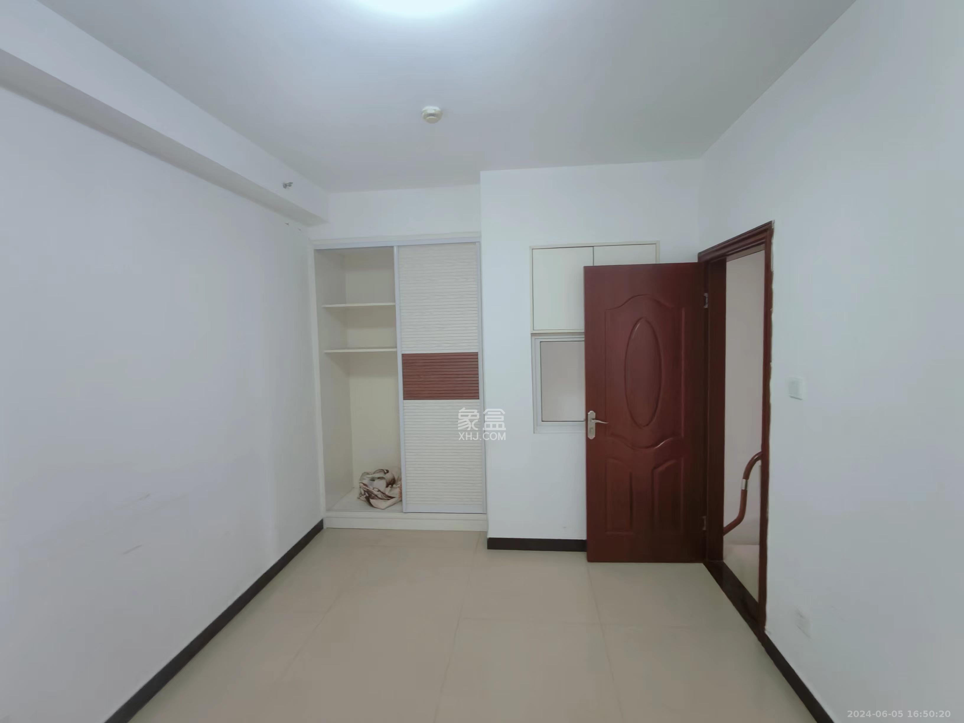 雅阁国际   71.0㎡      2200.0元/月室内图