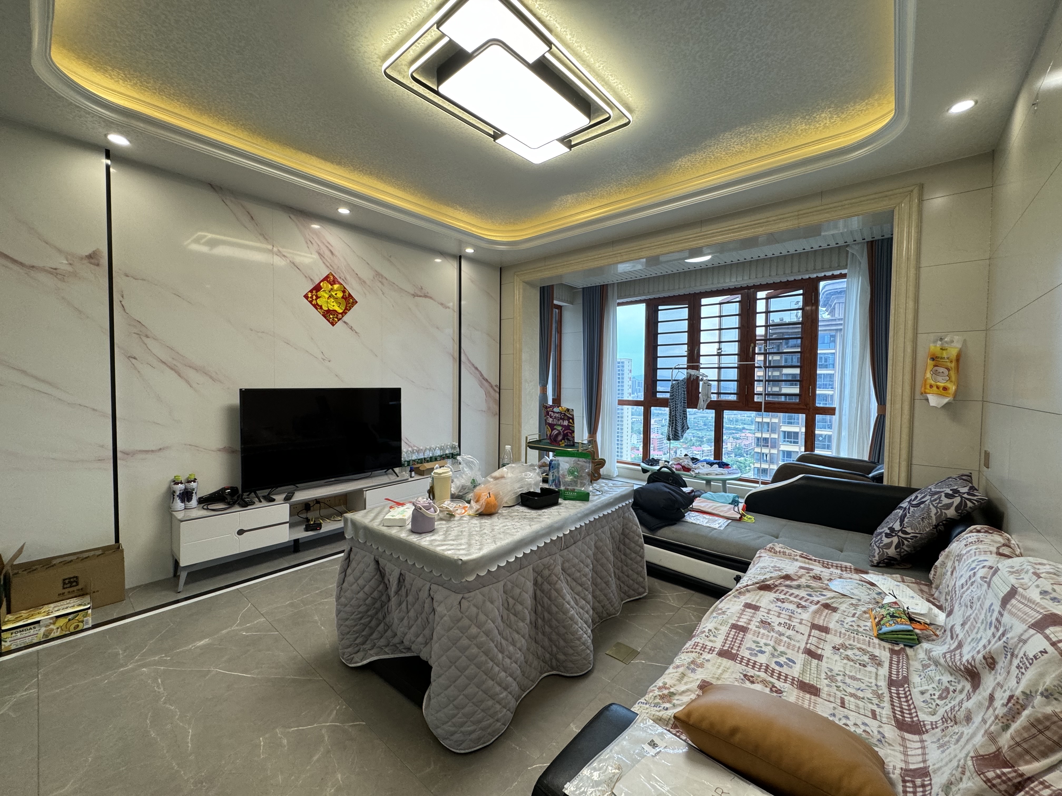 五洲锦城  4室2厅2卫    96.0万