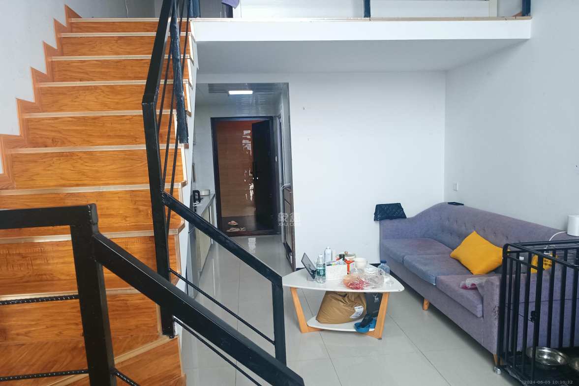 东盈商业广场(华泉城市广场) 0室0厅0卫 2200.0元/月 东盈商业广场(华泉城市广场) 0室0厅0卫 2200.0元/月室内图