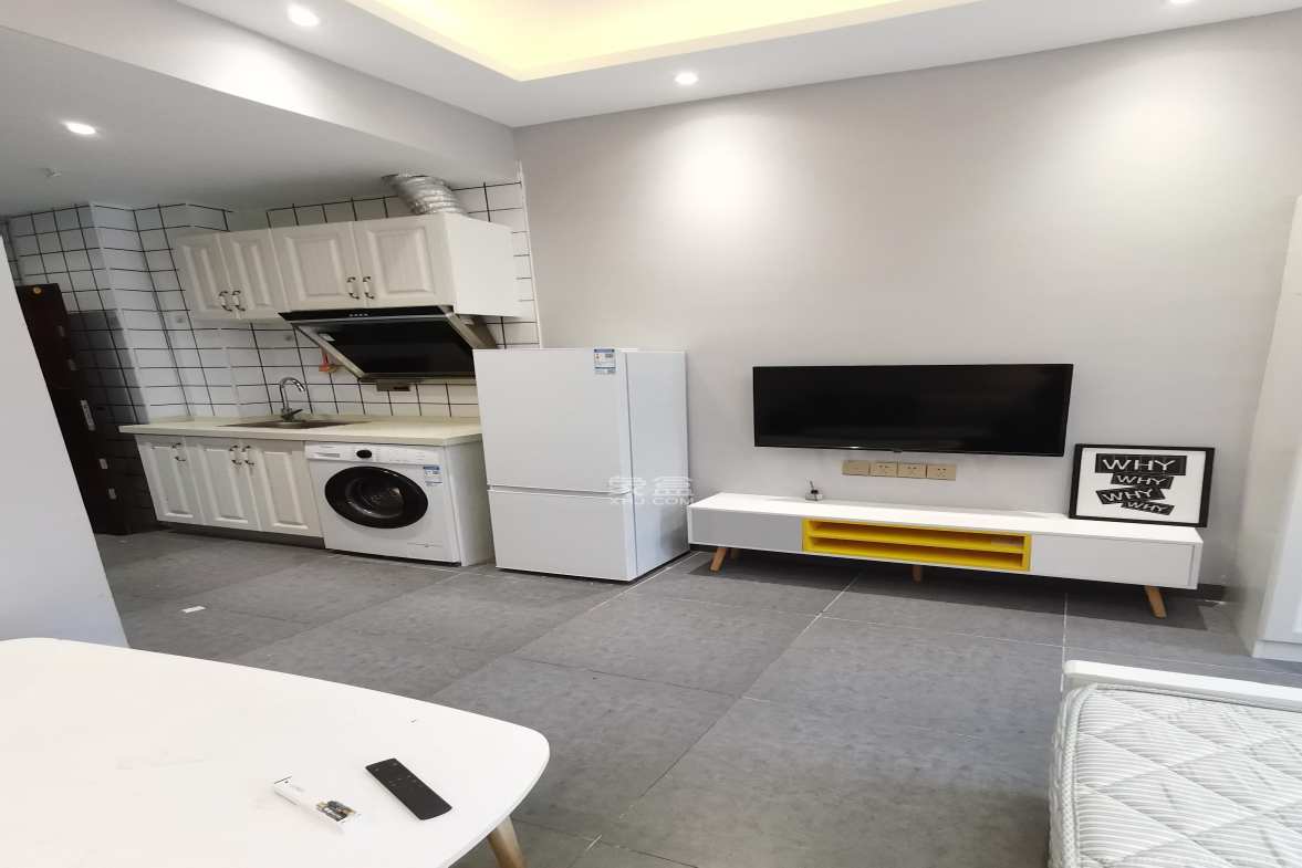 中建悦和城  1室1厅1卫    1500.0元/月室内图