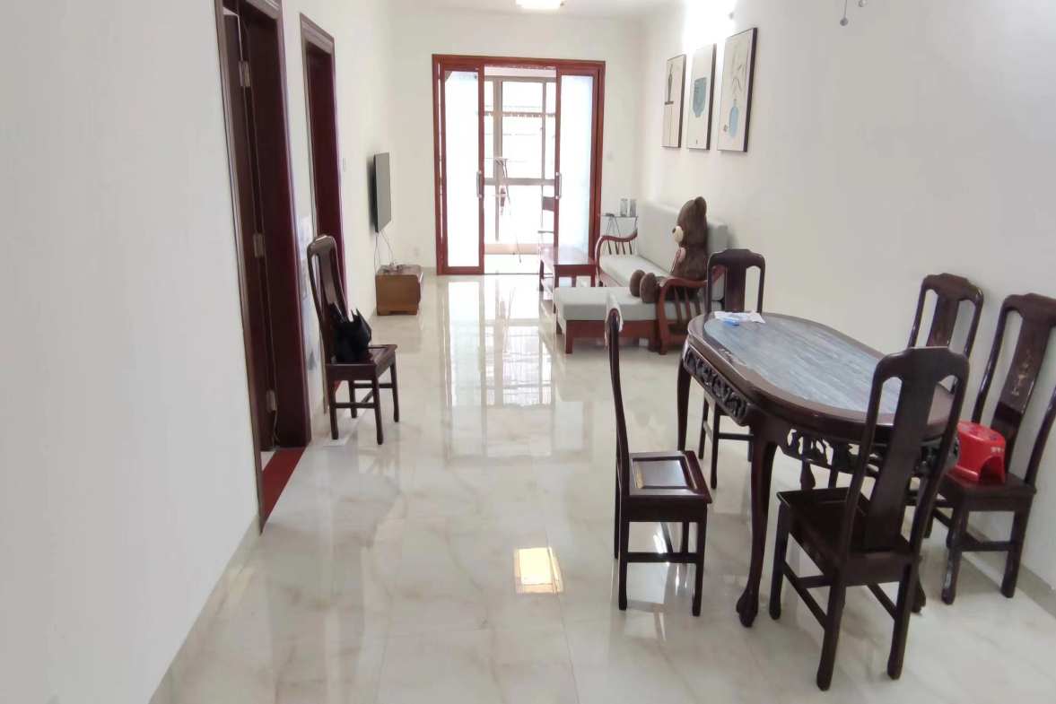 工商学院教工宿舍  3室2厅2卫    2800.0元/月 工商学院教工宿舍  3室2厅2卫    2800.0元/月室内图