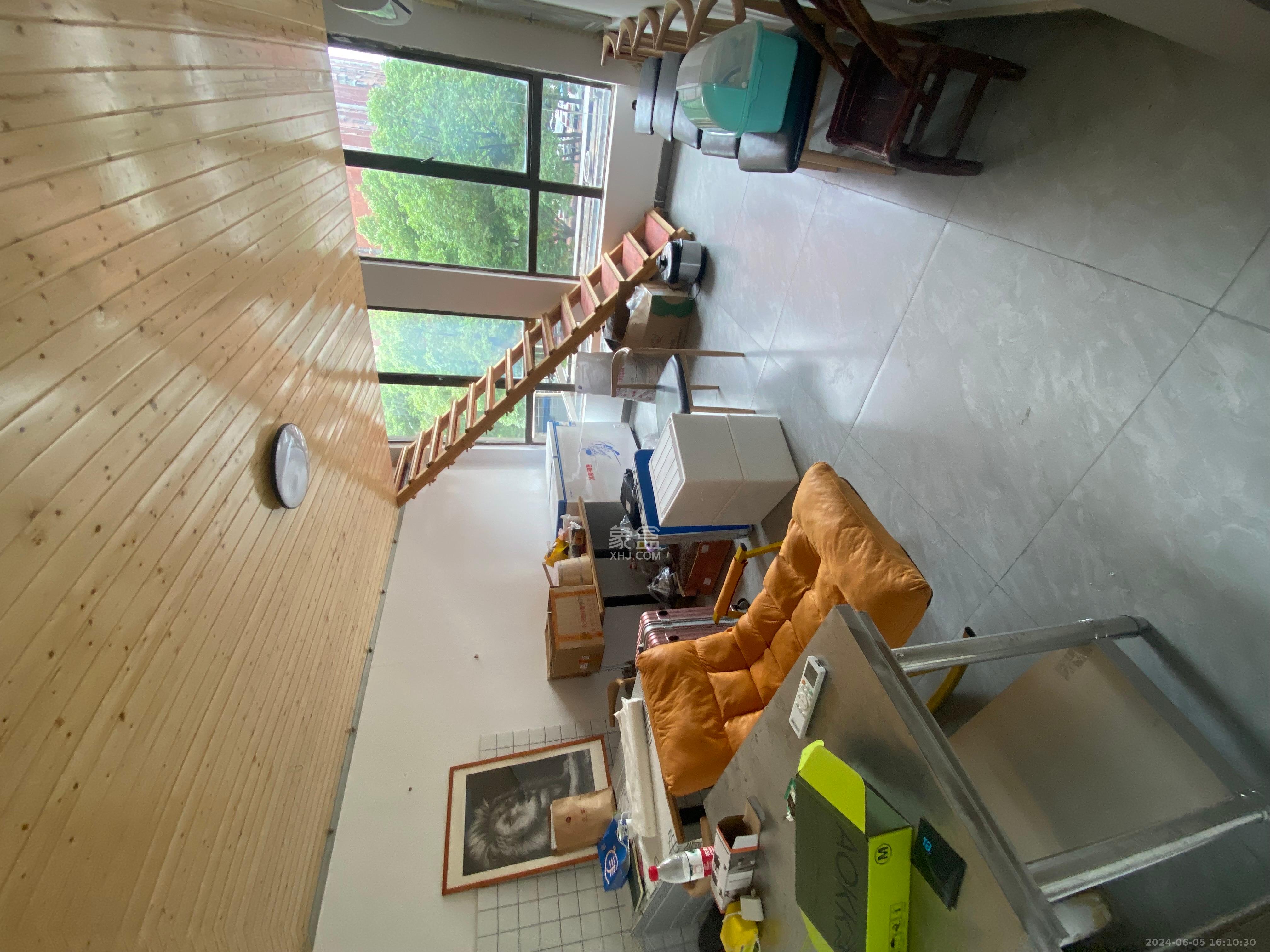 华润凤凰城三期   65.0㎡      5000.0元/月室内图