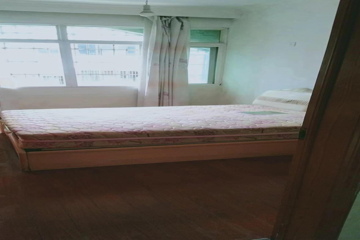 三泰小区  2室1厅1卫   1000.00元/月室内图