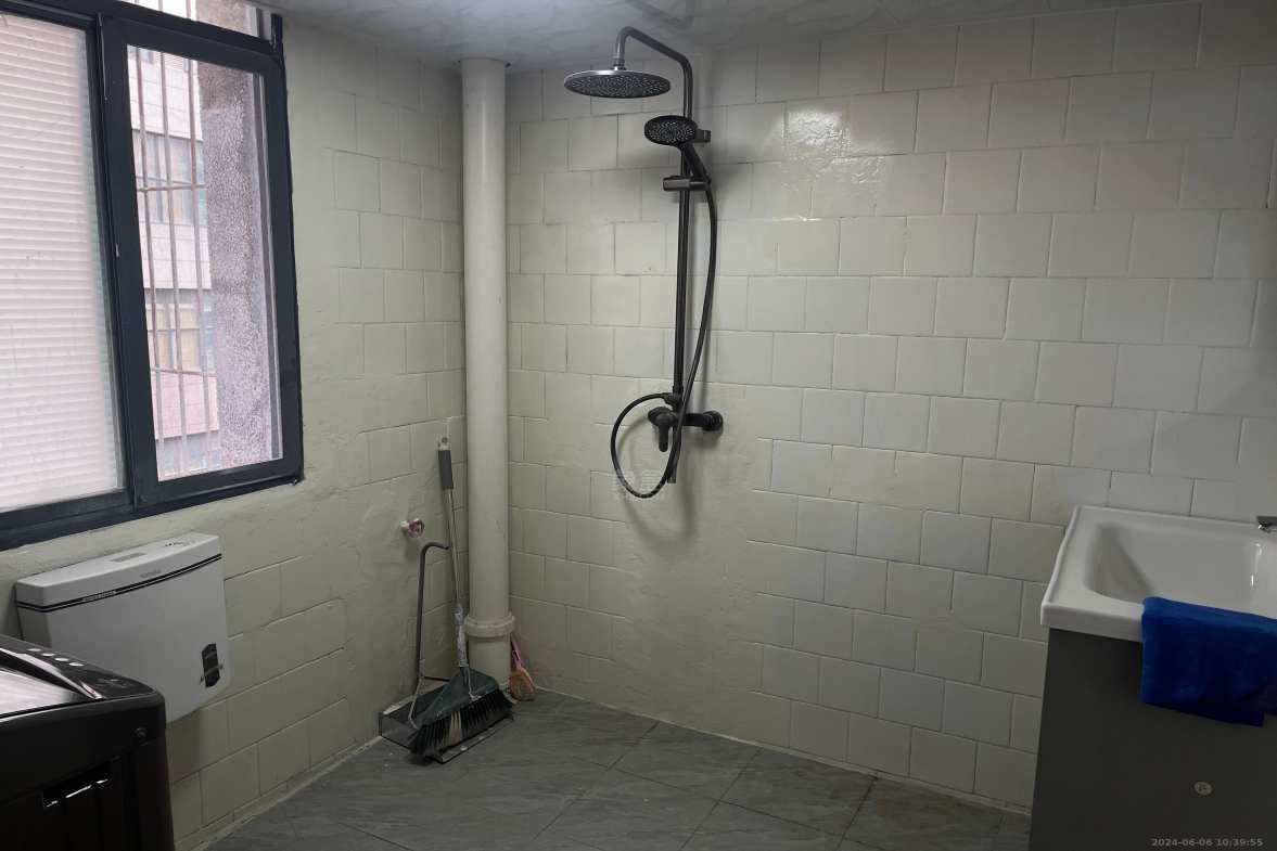 钟鼓岭龙山塘 2室2厅1卫 1600.0元/月 钟鼓岭龙山塘 2室2厅1卫 1600.0元/月室内图