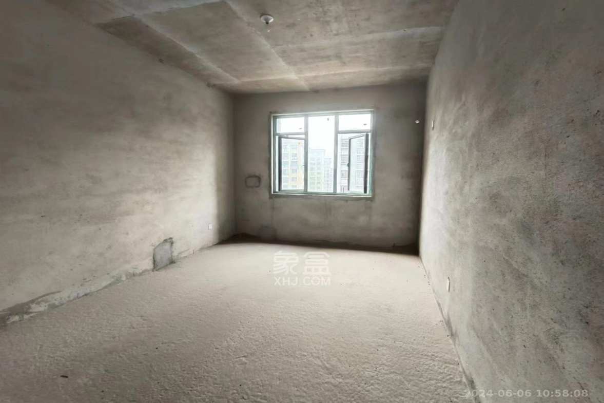 金桂小区二期  3室2厅2卫    1400.0元/月室内图