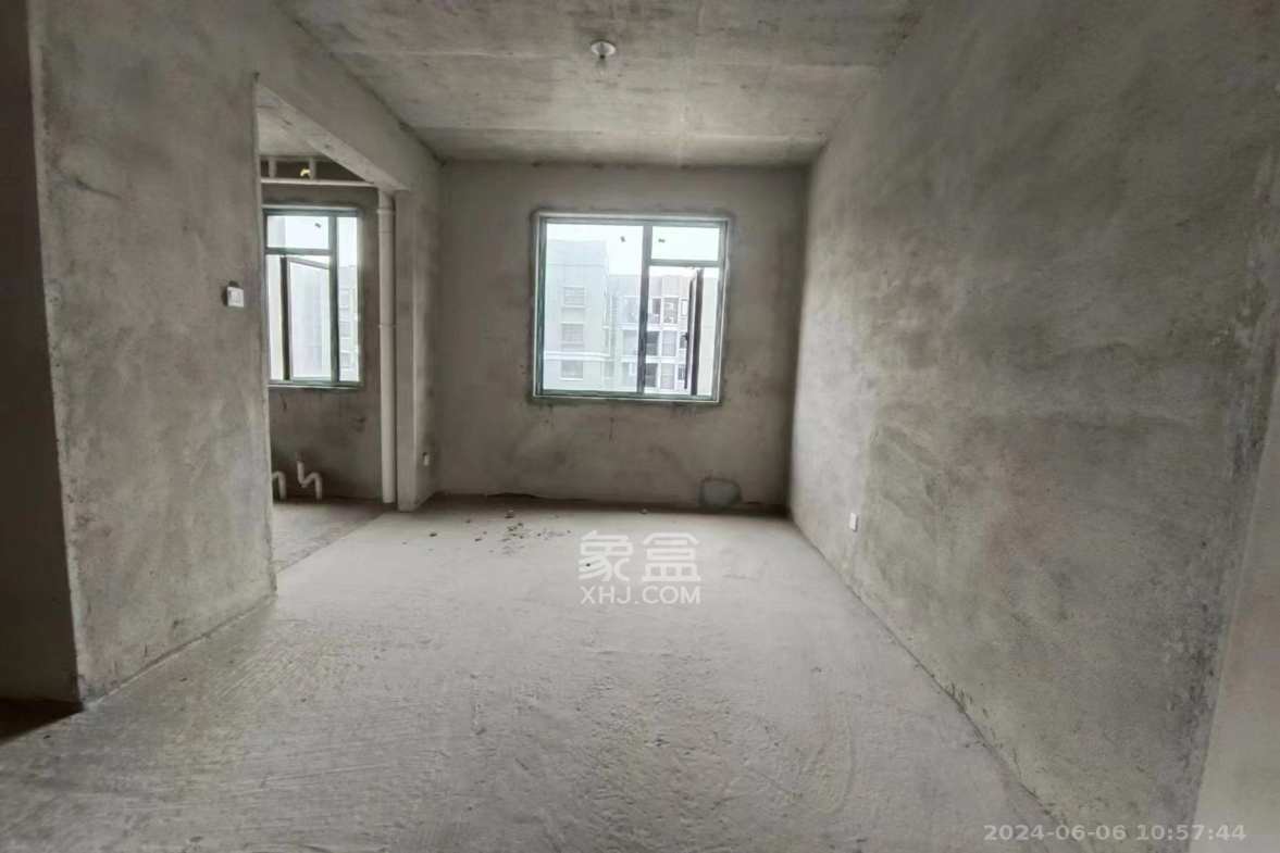 金桂小区二期  3室2厅2卫    1400.0元/月室内图