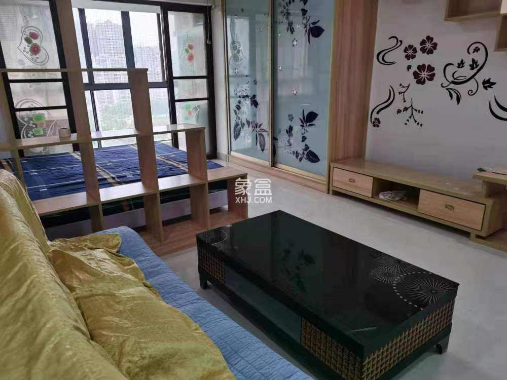 尚书房  1室1厅1卫   1500.00元/月室内图