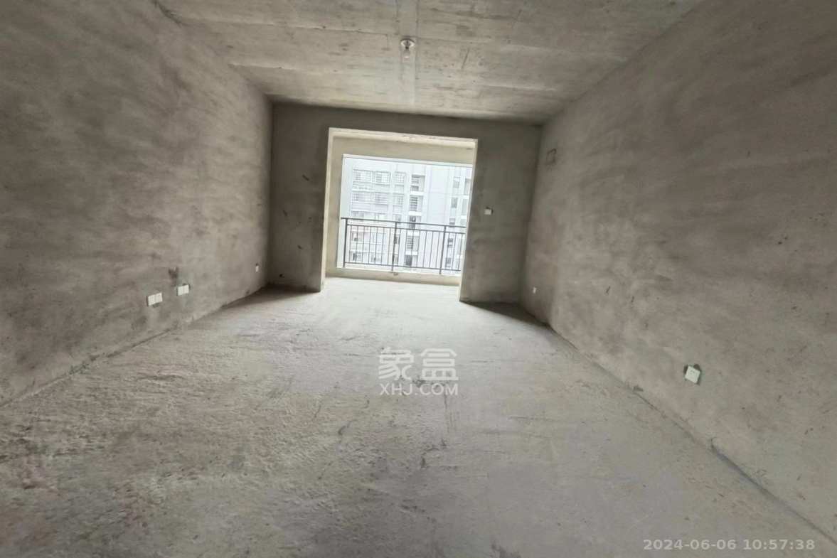 金桂小区二期  3室2厅2卫    1400.0元/月室内图1