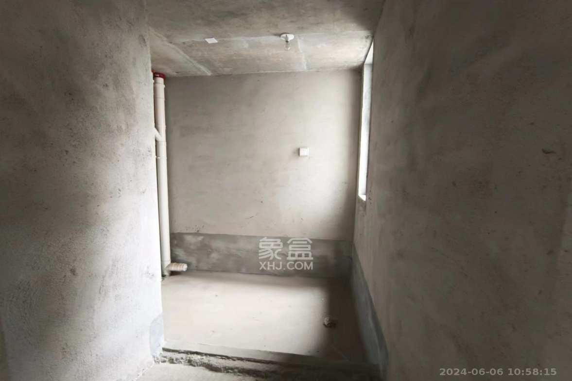 金桂小区二期  3室2厅2卫    1400.0元/月室内图