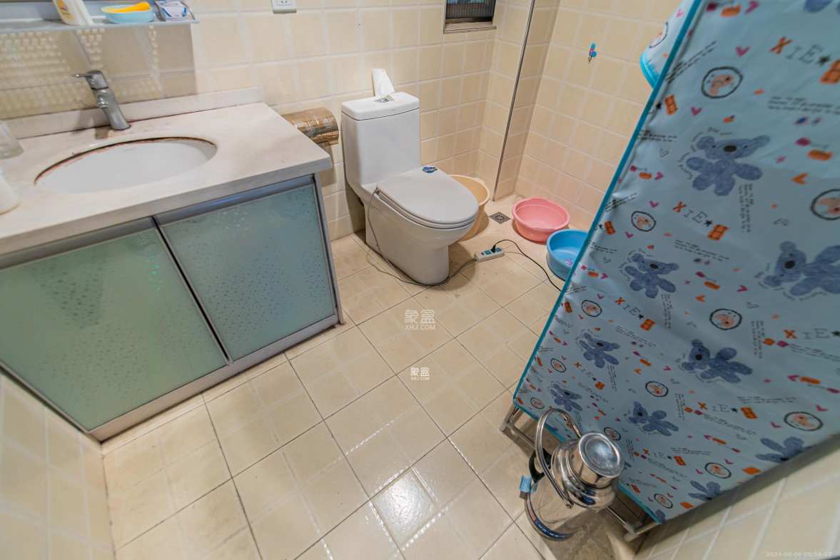 方略学府佳境  3室2厅2卫   2200.00元/月室内图
