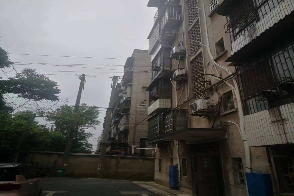 电力局家属楼  2室1厅1卫    800.0元/月室内图