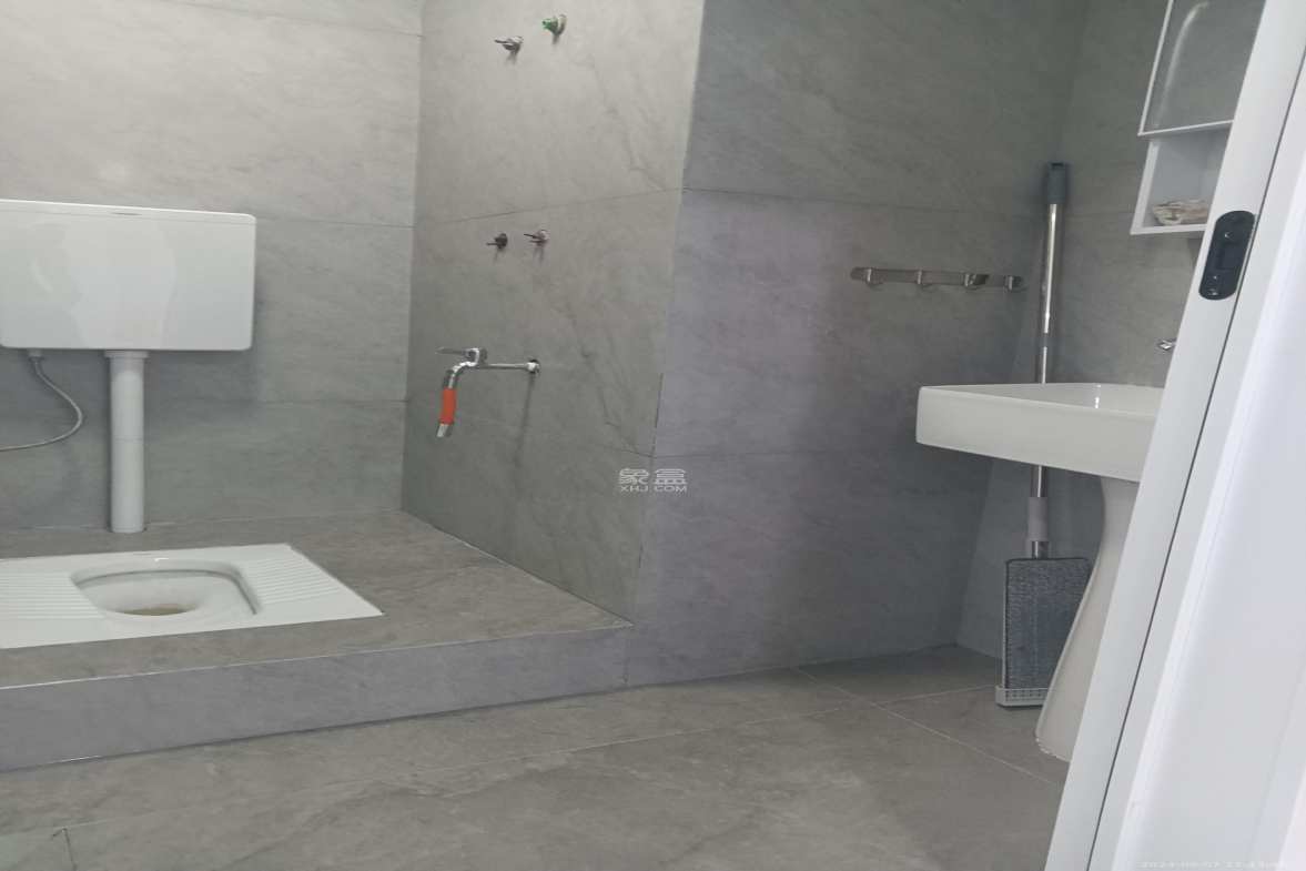 华润置地广场二期 1室1厅1卫 5500.0元/月 华润置地广场二期 1室1厅1卫 5500.0元/月室内图