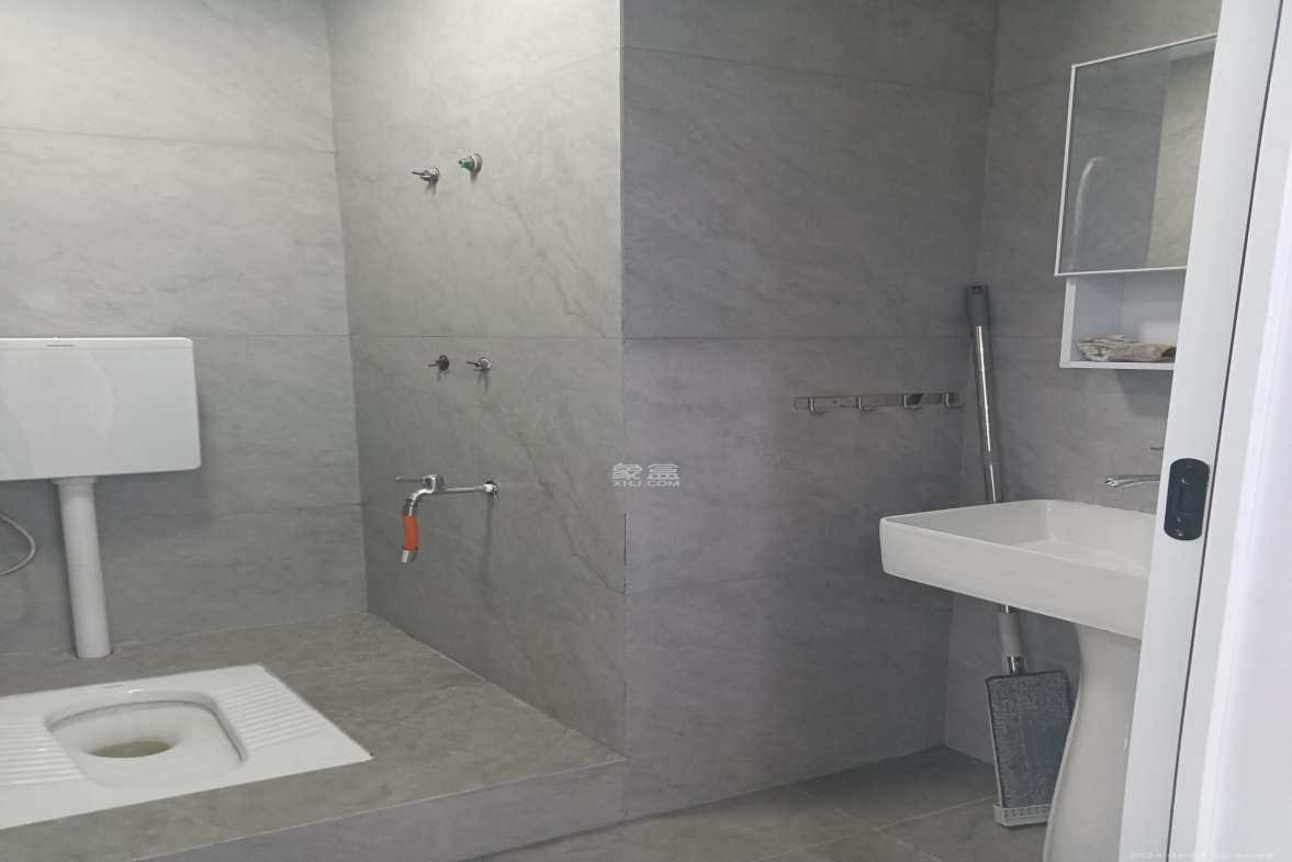 华润置地广场二期  1室1厅1卫    5500.0元/月室内图