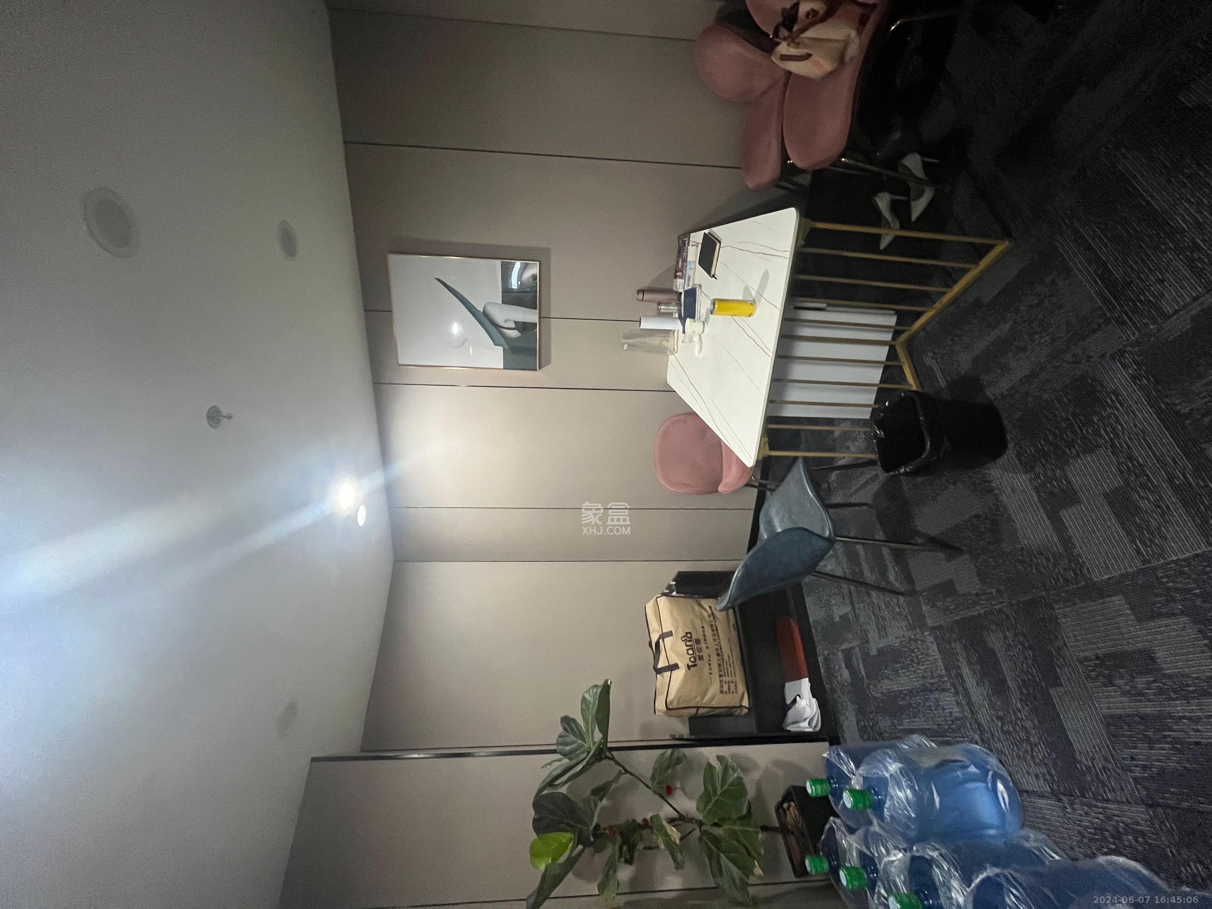 星城荣域   360.0㎡      15000.0元/月室内图