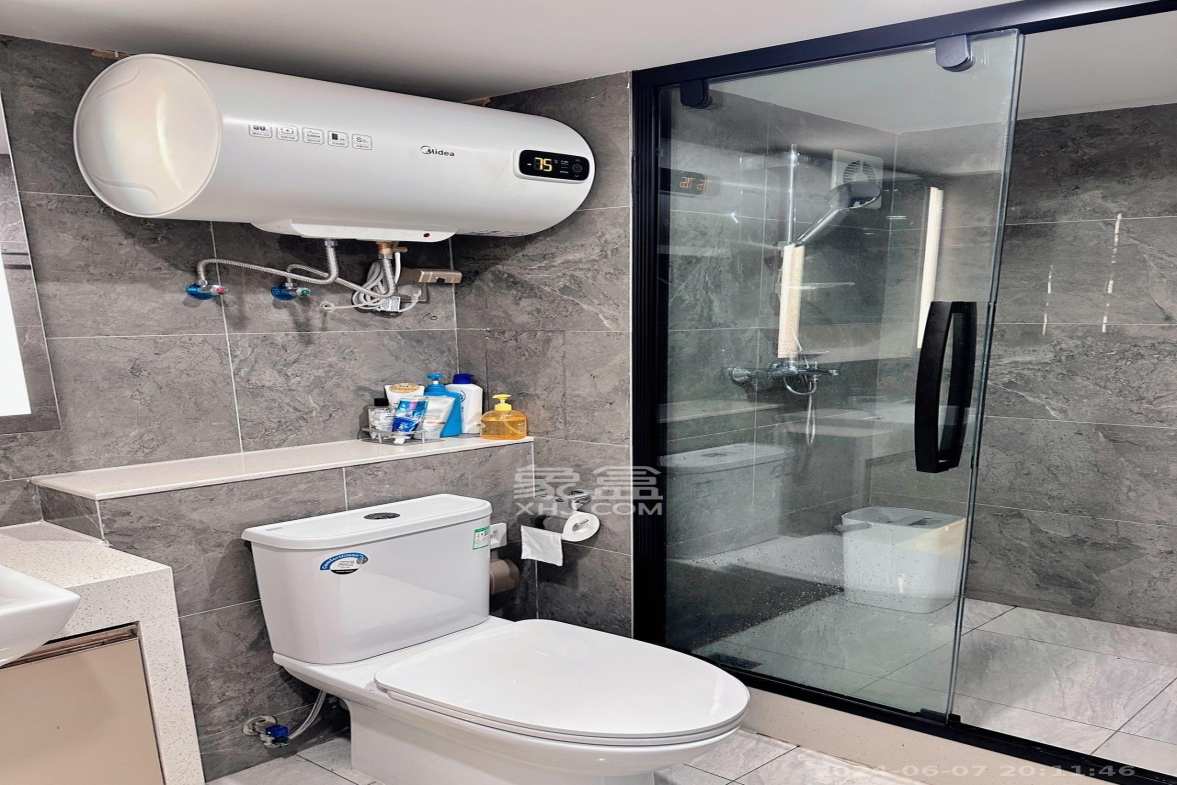 华远华时代  3室2厅2卫    5200.0元/月室内图