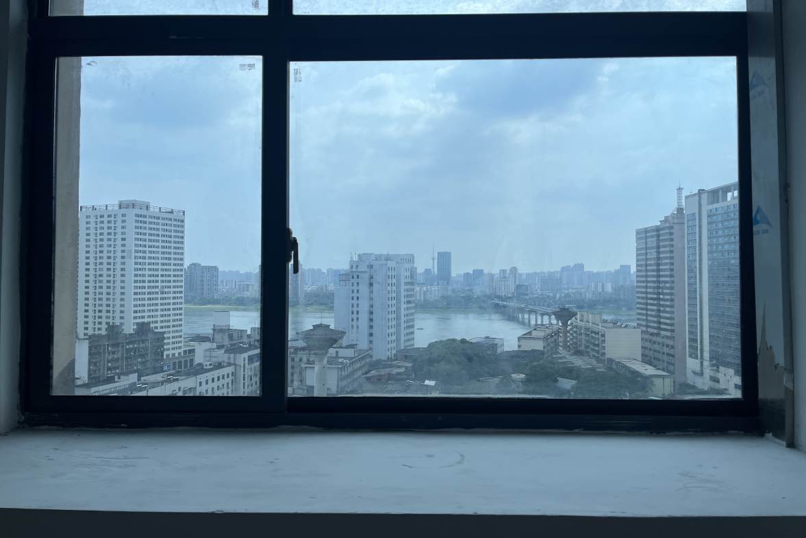 汉华国际 1室1厅1卫 1300.0元/月 汉华国际 1室1厅1卫 1300.0元/月户型图