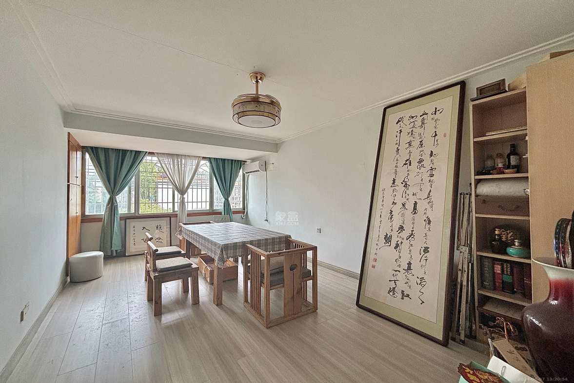 桔园小区1-8片  2室2厅1卫   2500.00元/月室内图