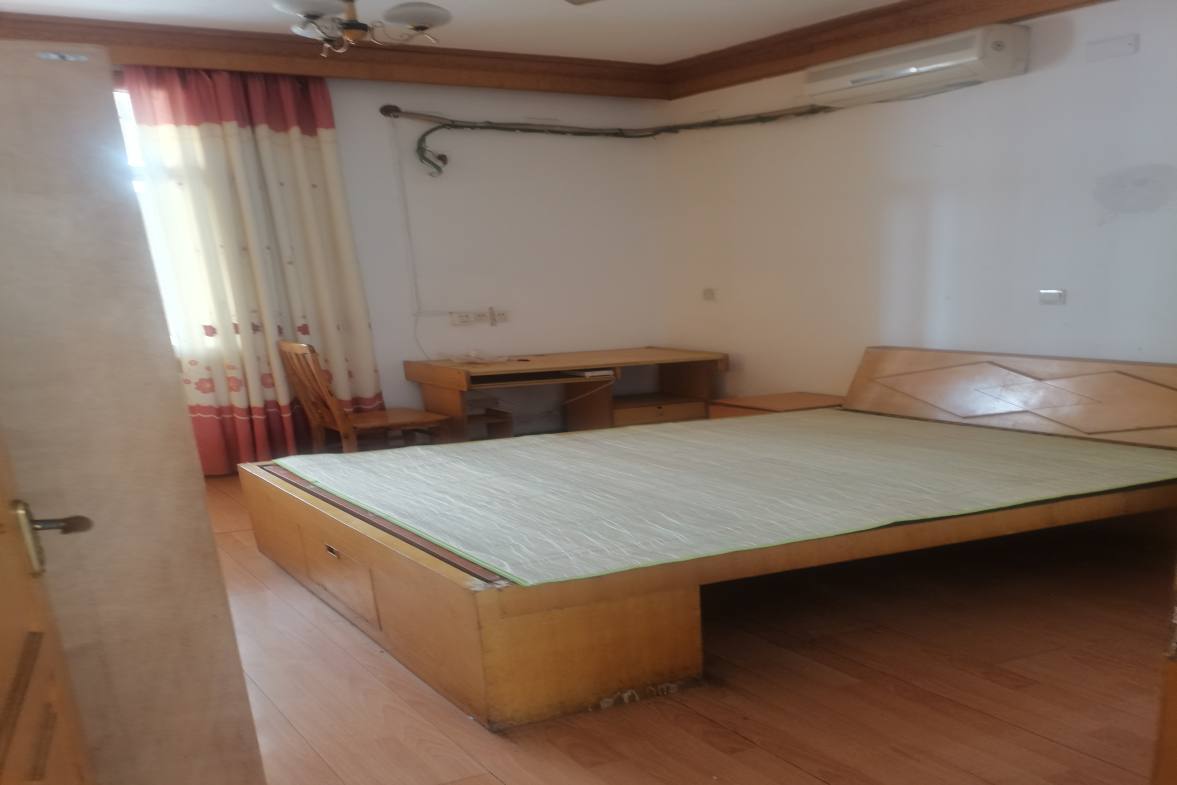 电力局家属楼 3室2厅2卫 1300.0元/月 电力局家属楼 3室2厅2卫 1300.0元/月室内图