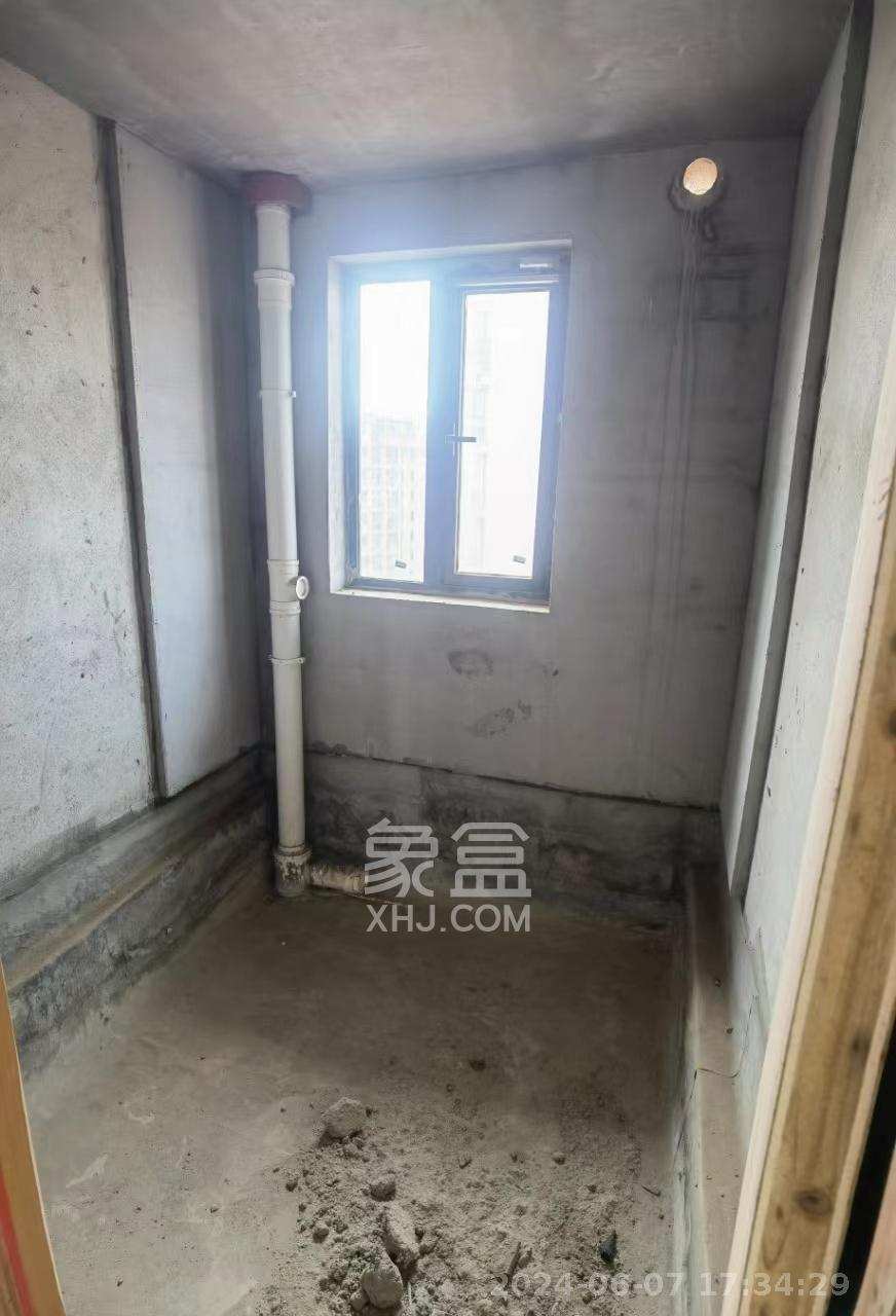 丽发新城 0室0厅0卫 1700.0元/月 丽发新城 0室0厅0卫 1700.0元/月室内图