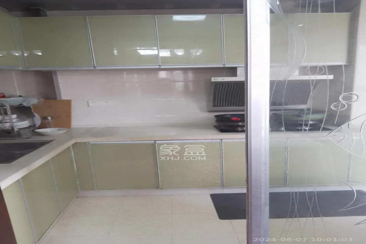 晶都公馆  2室1厅1卫   1500.00元/月室内图