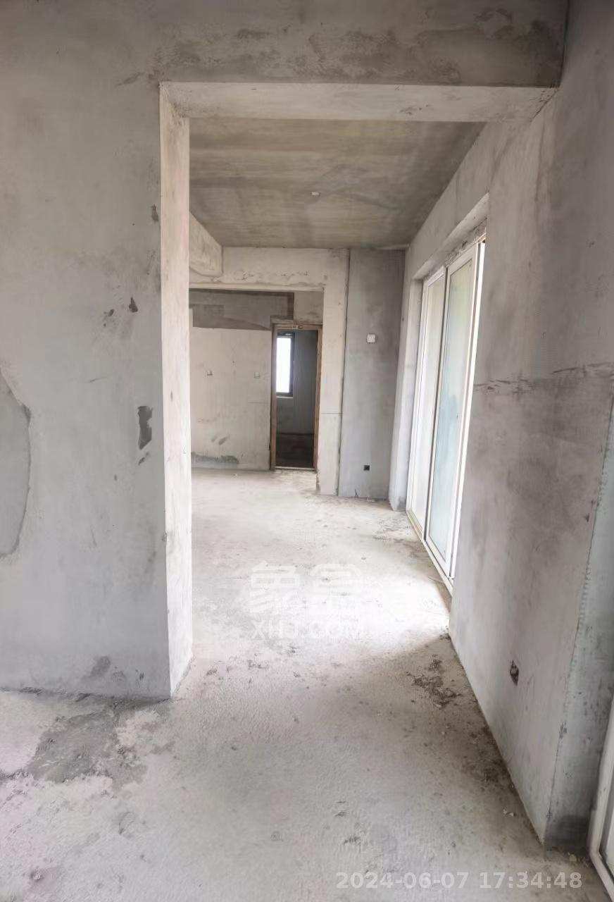 丽发新城 0室0厅0卫 1700.0元/月 丽发新城 0室0厅0卫 1700.0元/月室内图