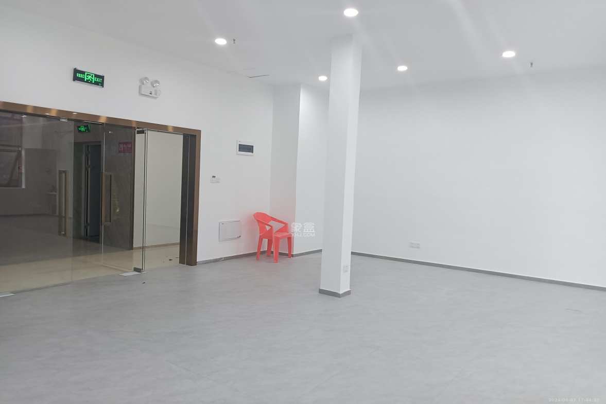 华润置地广场二期  1室1厅1卫    5500.0元/月室内图