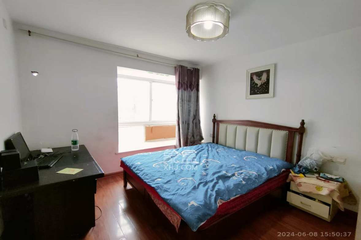 东业苹果社区 3室2厅1卫 1600.0元/月 东业苹果社区 3室2厅1卫 1600.0元/月室内图