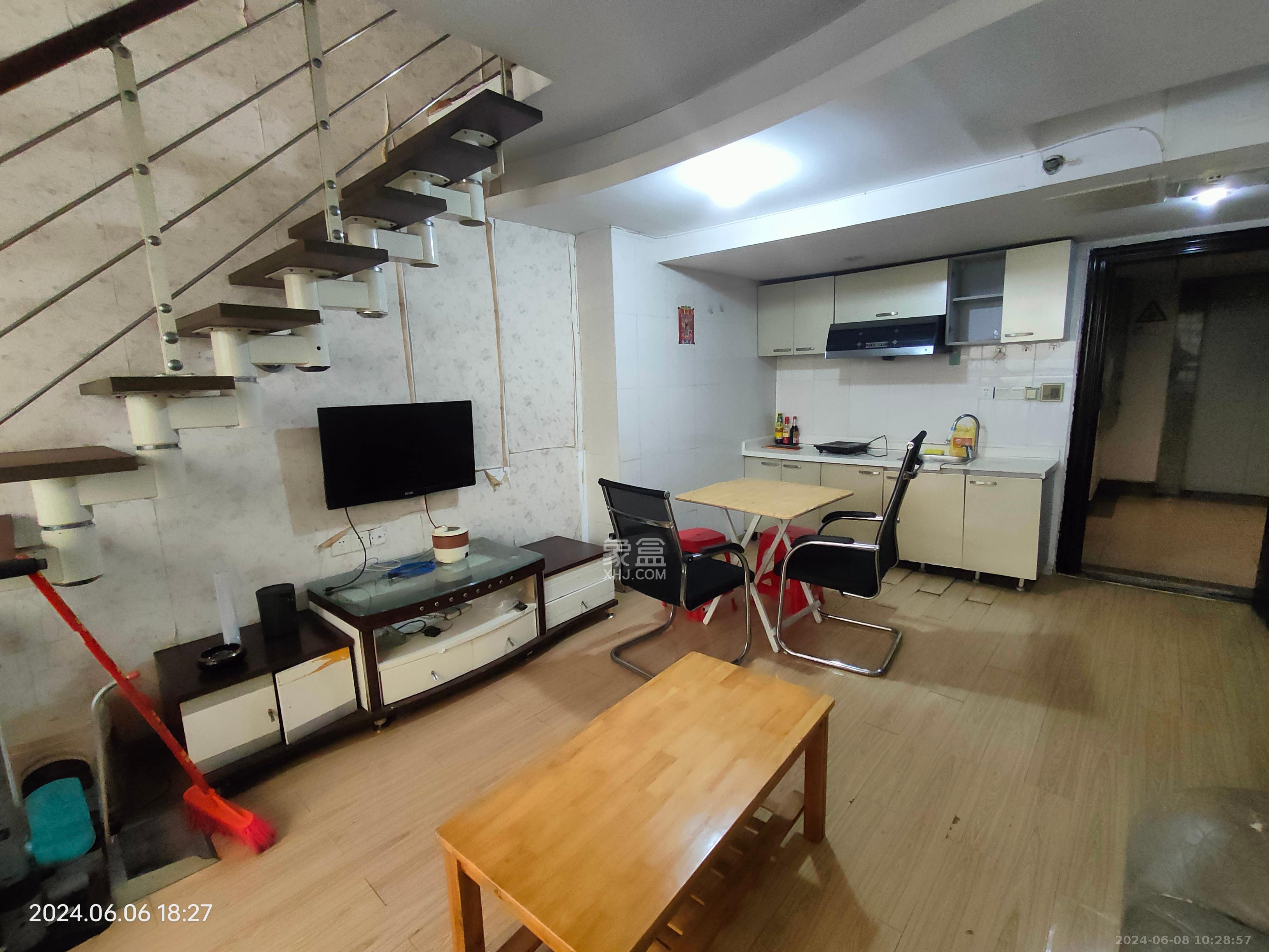 中瀚财富广场  2室2厅1卫    23.8万