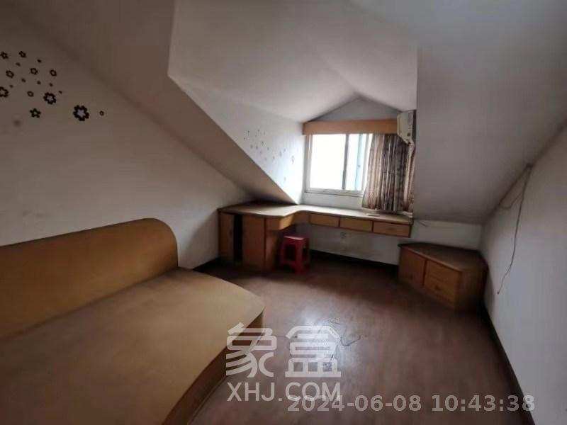 德政园 4室2厅2卫 1700.0元/月 德政园 4室2厅2卫 1700.0元/月室内图