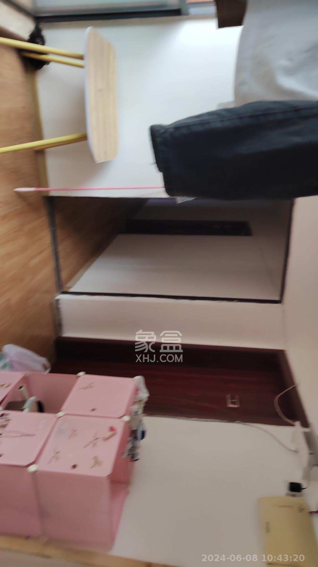 华润凤凰城二期  4室2厅0卫    900.0元/月室内图1