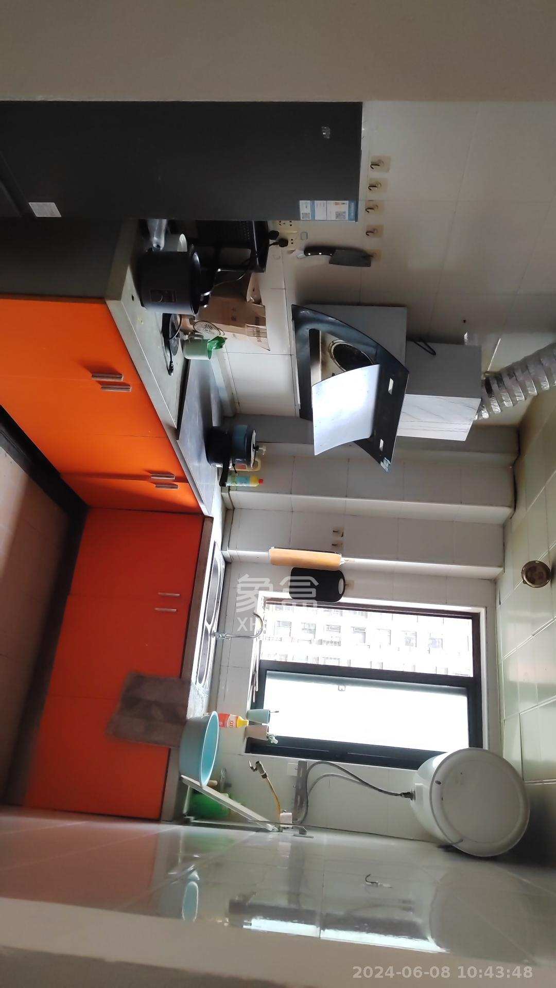 华润凤凰城二期  4室2厅0卫    900.0元/月室内图