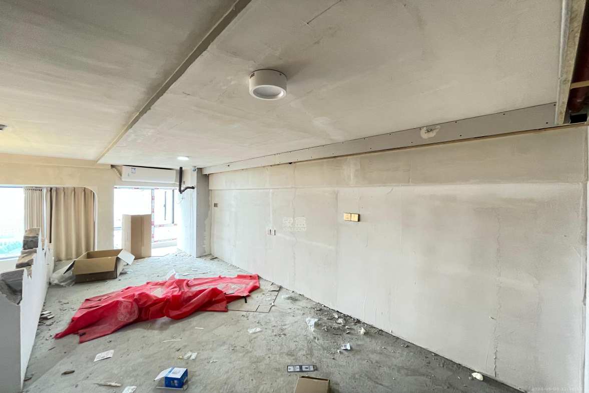 保利中环广场(保利中悦苑) 1室1厅1卫 2200.0元/月 保利中环广场(保利中悦苑) 1室1厅1卫 2200.0元/月室内图