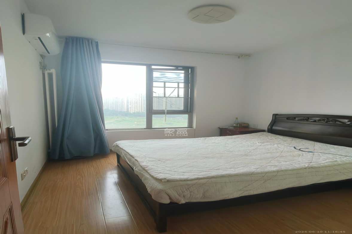 怡海星城 3室2厅1卫 2200.0元/月 怡海星城 3室2厅1卫 2200.0元/月室内图