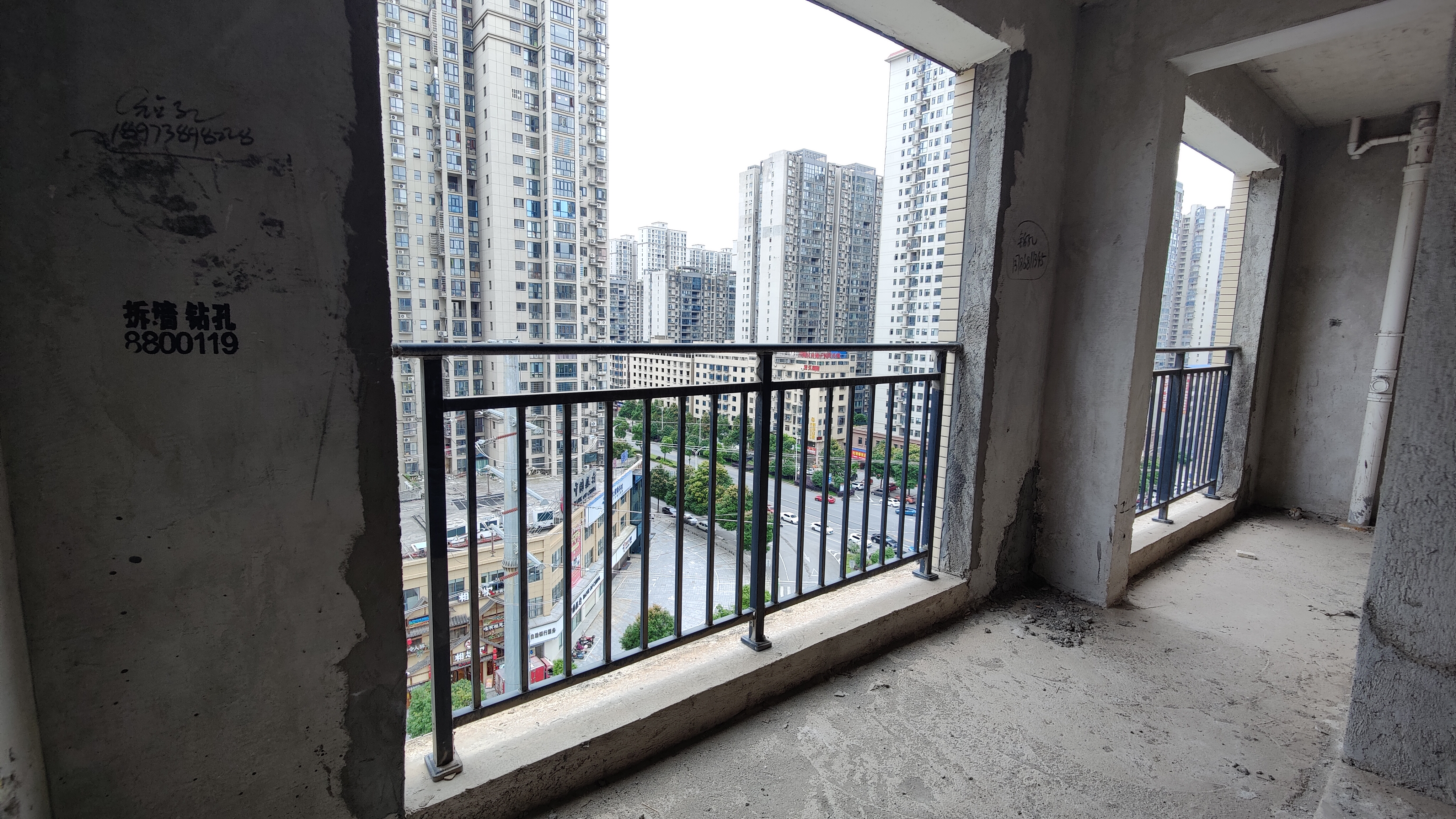 金兰湾商住小区  3室2厅2卫    78.0万