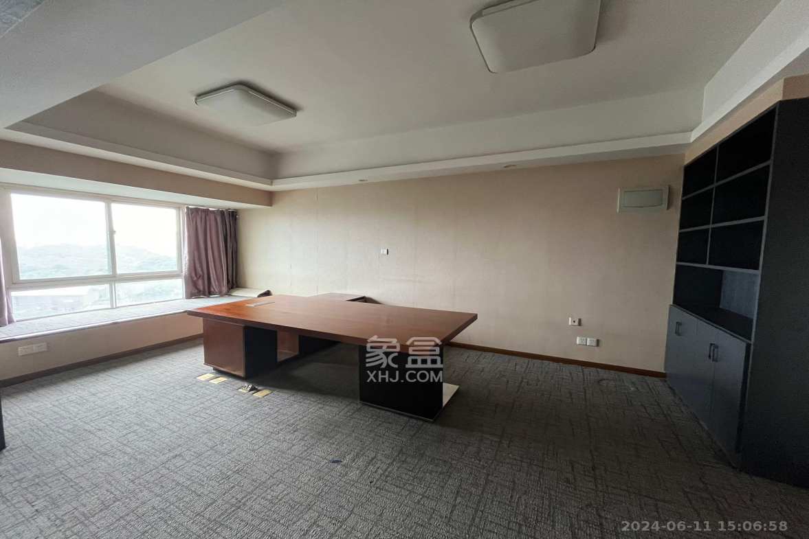 星城荣域  8室1厅0卫    23000.0元/月室内图