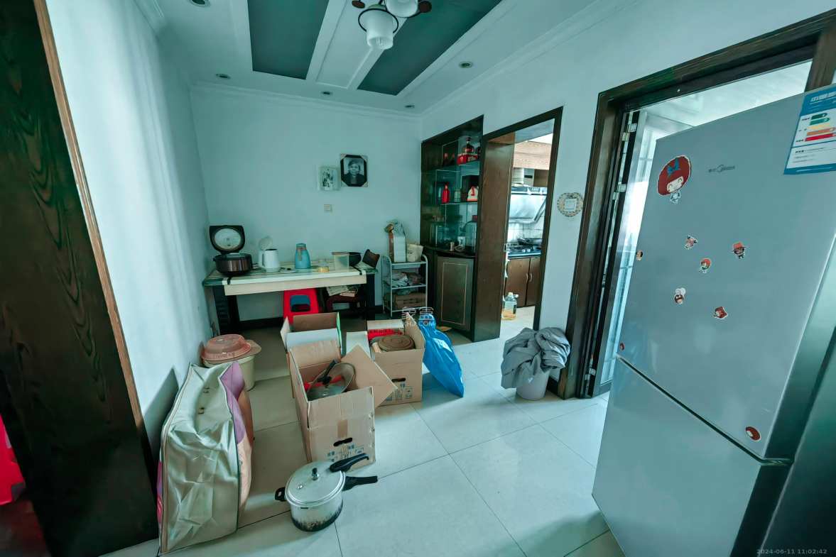 马王堆商贸城  2室2厅1卫    2200.0元/月室内图