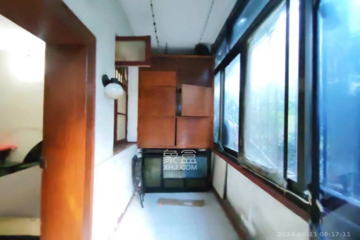 曙光路友阿宿舍  2室1厅1卫    1100.0元/月 曙光路友阿宿舍  2室1厅1卫    1100.0元/月室内图