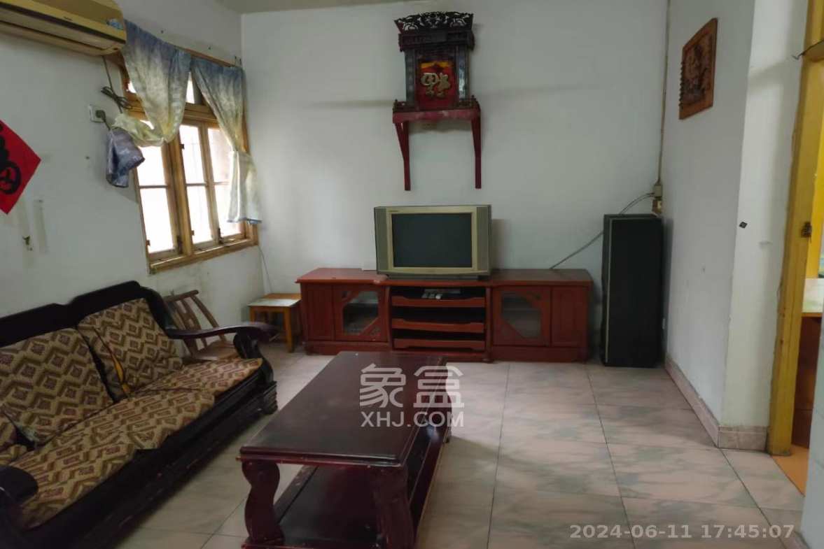 马王堆金阁铝材宿舍  2室2厅1卫    1600.0元/月 马王堆金阁铝材宿舍  2室2厅1卫    1600.0元/月室内图