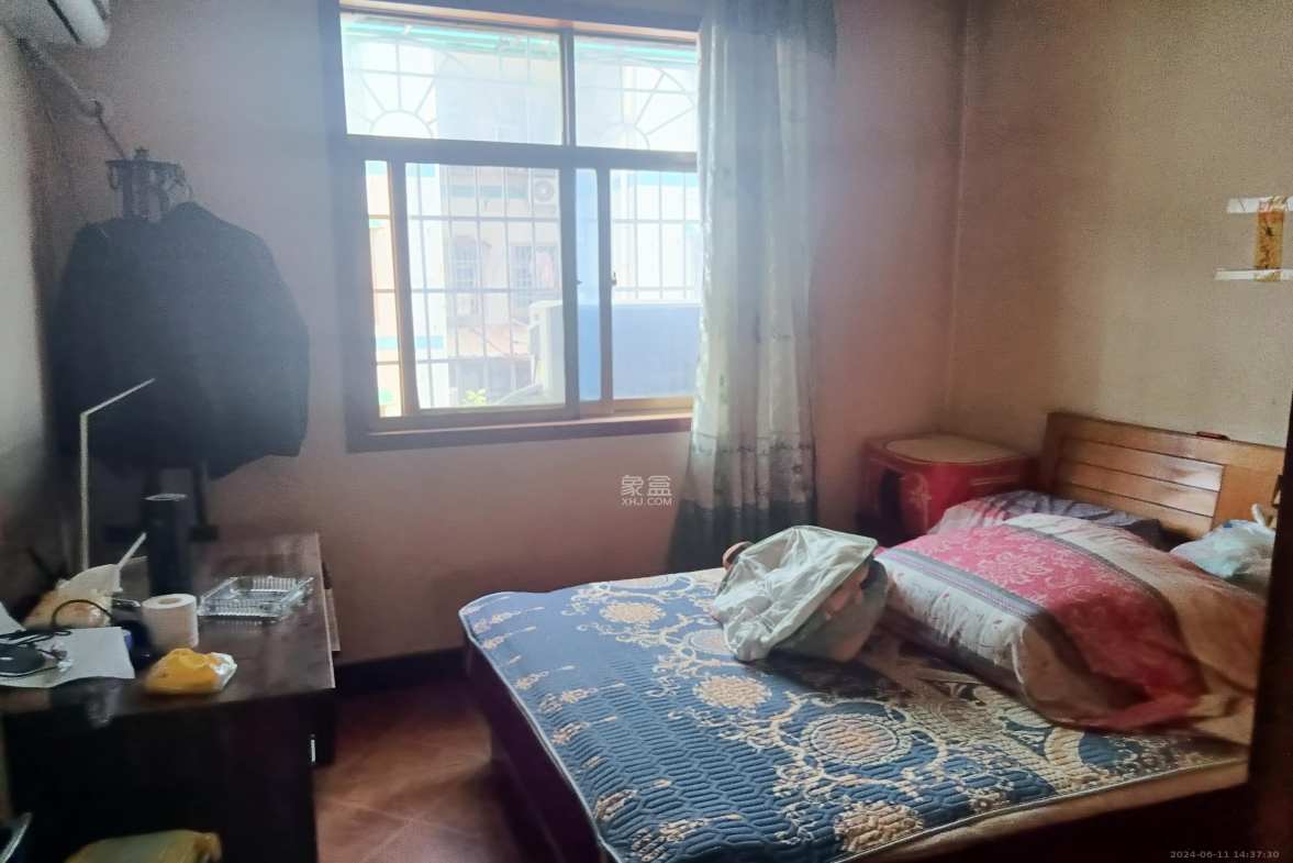 高桥高双湖商贸城 3室2厅1卫 1700.0元/月 高桥高双湖商贸城 3室2厅1卫 1700.0元/月室内图