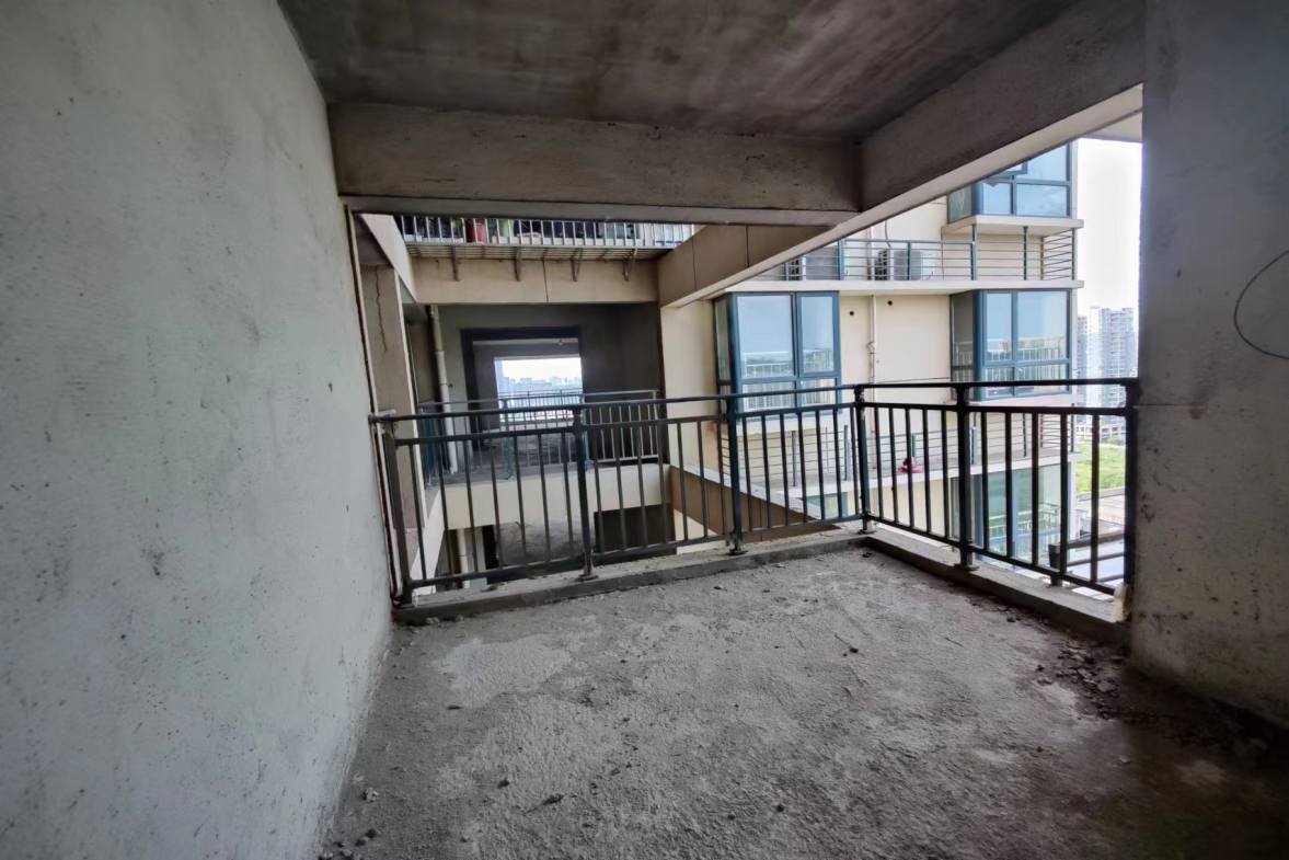 壹号公馆  3室2厅2卫    67.8万户型图